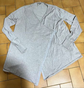 Gilet couleur beige et argenté taille L bon etat 