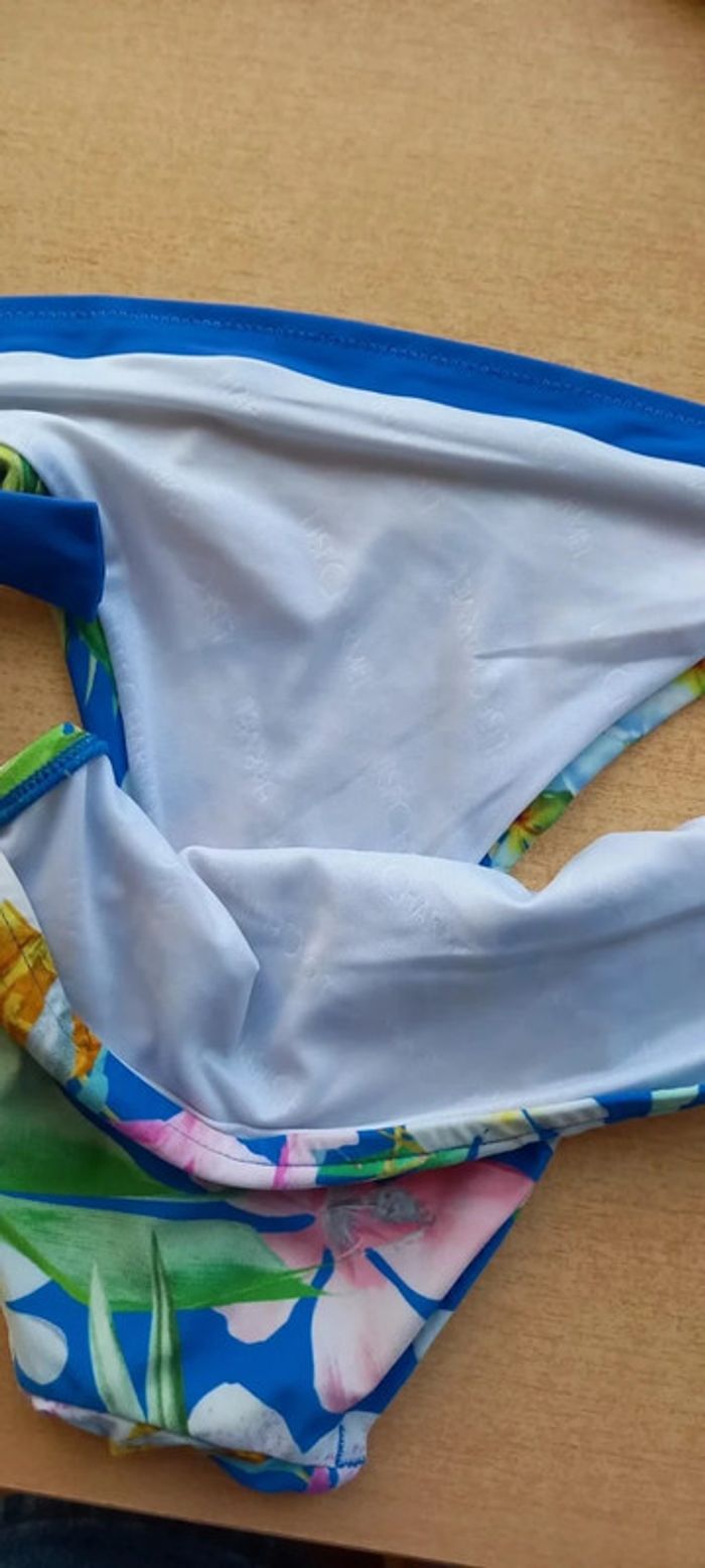 Maillot de bain deux pièces Lise Charmel fleuris 42 - photo numéro 3