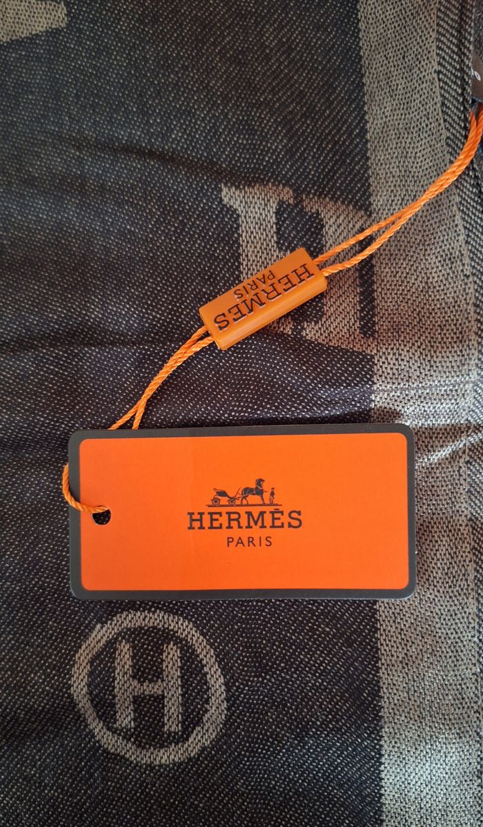 Echarpe inspiration Hermès Marron/Taupe réversible - photo numéro 10