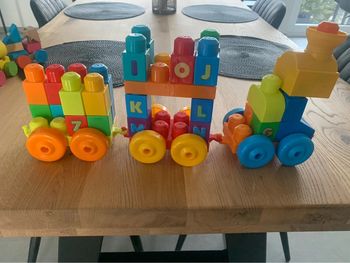 Train megablocks
