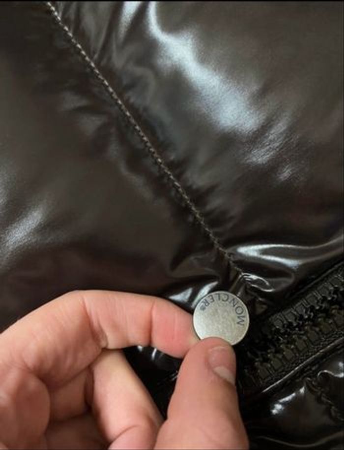 Moncler - photo numéro 5