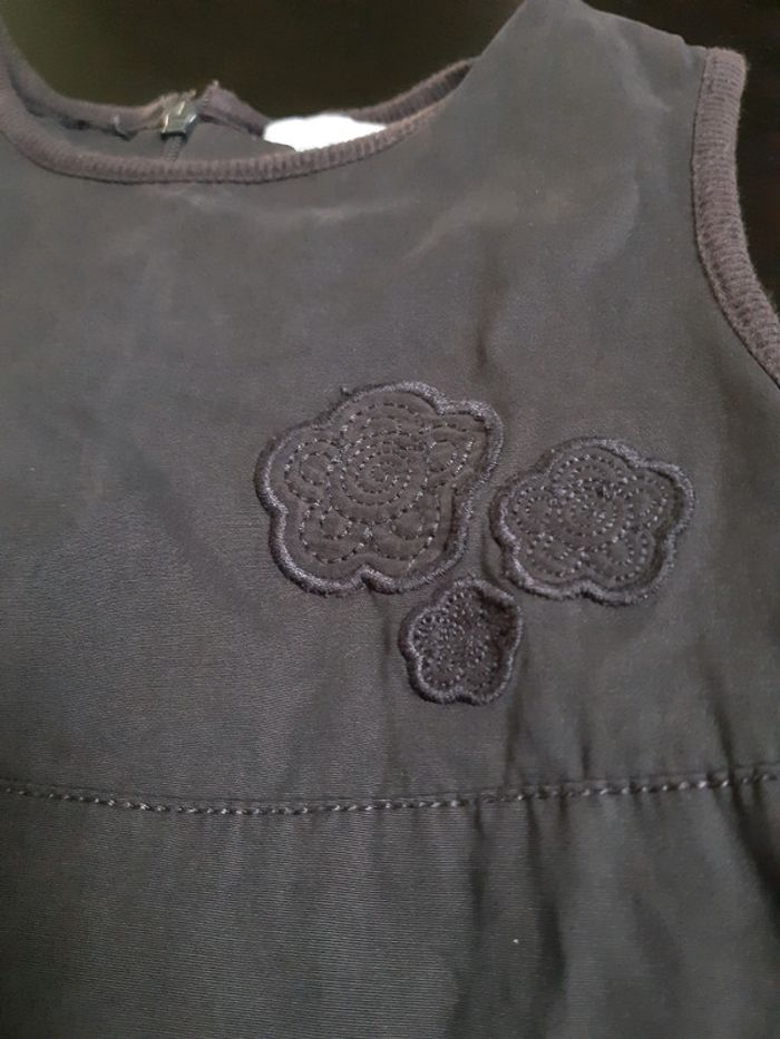 Robe boule gris anthracite bébé fille 12 mois broderie fleurs - photo numéro 2