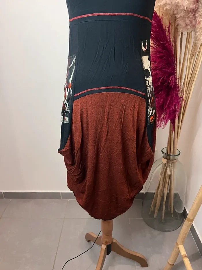 Robe orange et noir - photo numéro 4