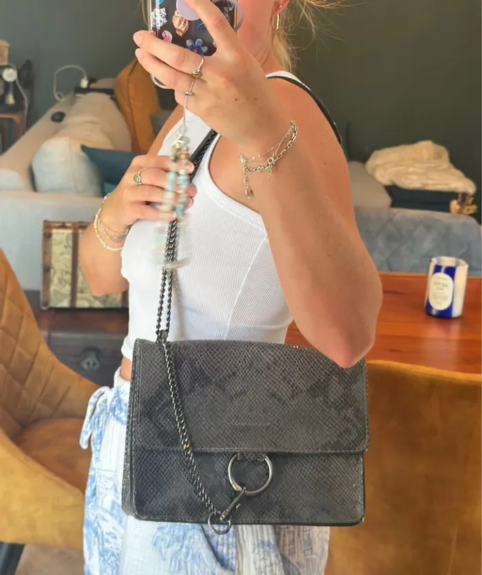 Sac en cuir imprimé python noir et gris – Chaîne métal ajustable – Borse in Pelle - photo numéro 5