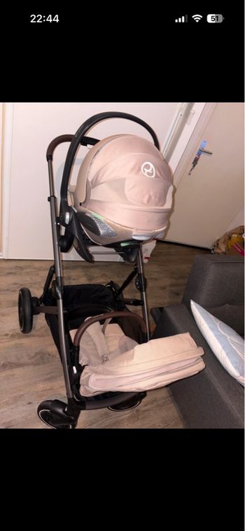 Poussette double cybex à récupérer sur st chamond