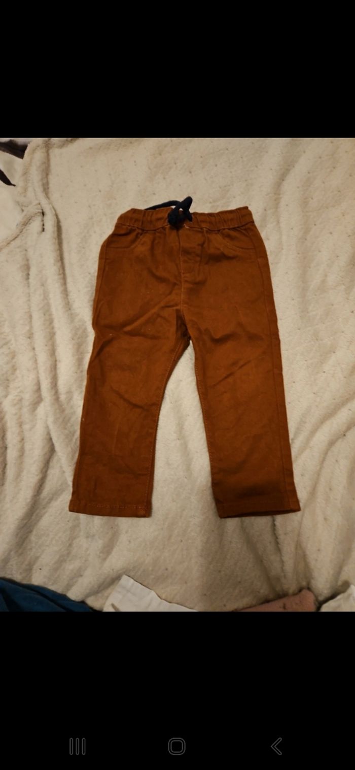 Ensemble T-shirt pantalon - photo numéro 2