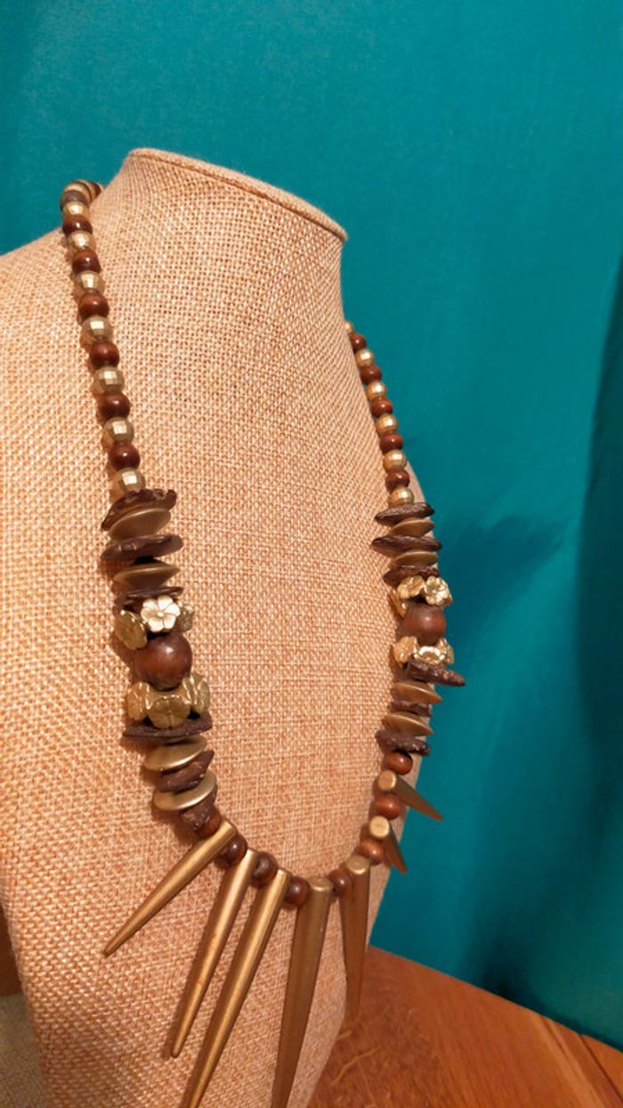 Collier ethnique naturel et doré – Collection Terres d’Ailleurs - photo numéro 8