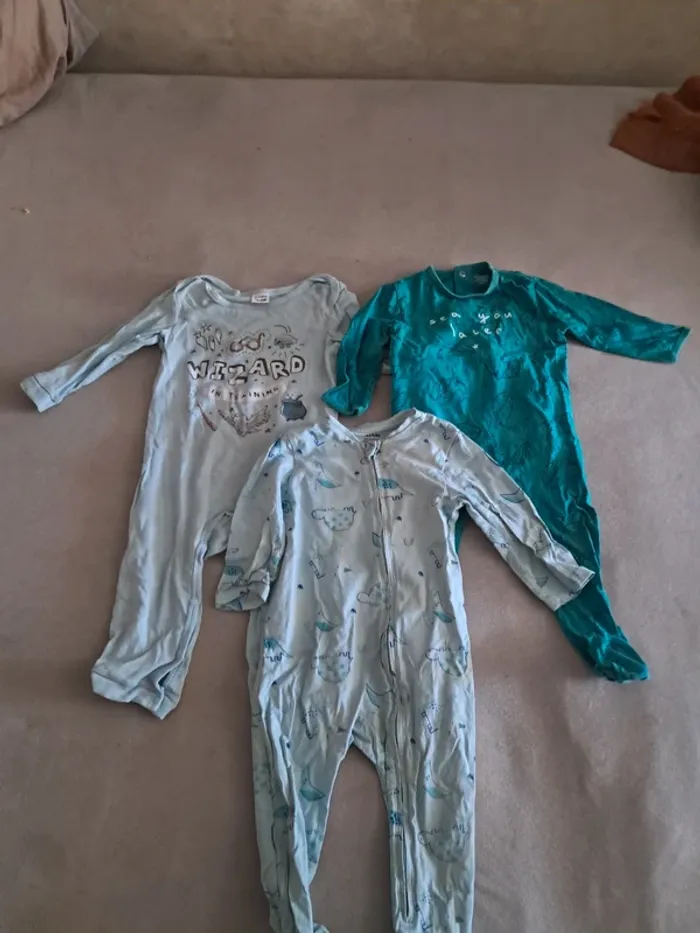 3 pyjamas 18 mois