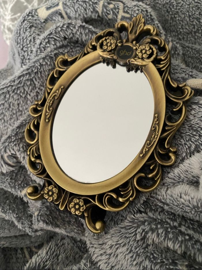 Petit miroir ghd