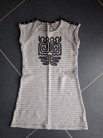 Robe 8 ans