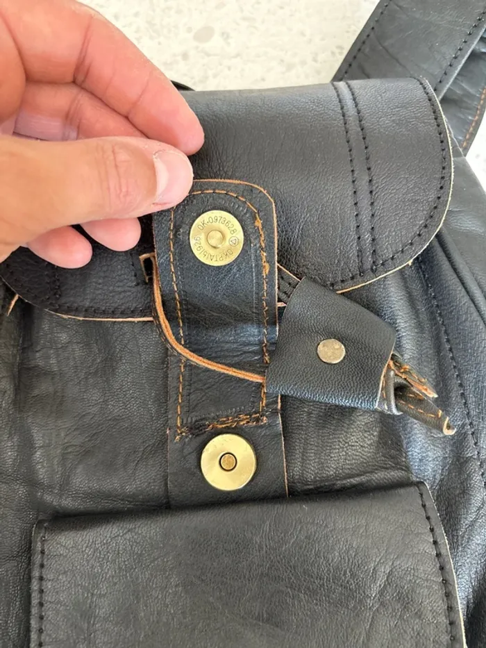 Petit sac à dos pour femme en cuir - photo numéro 5