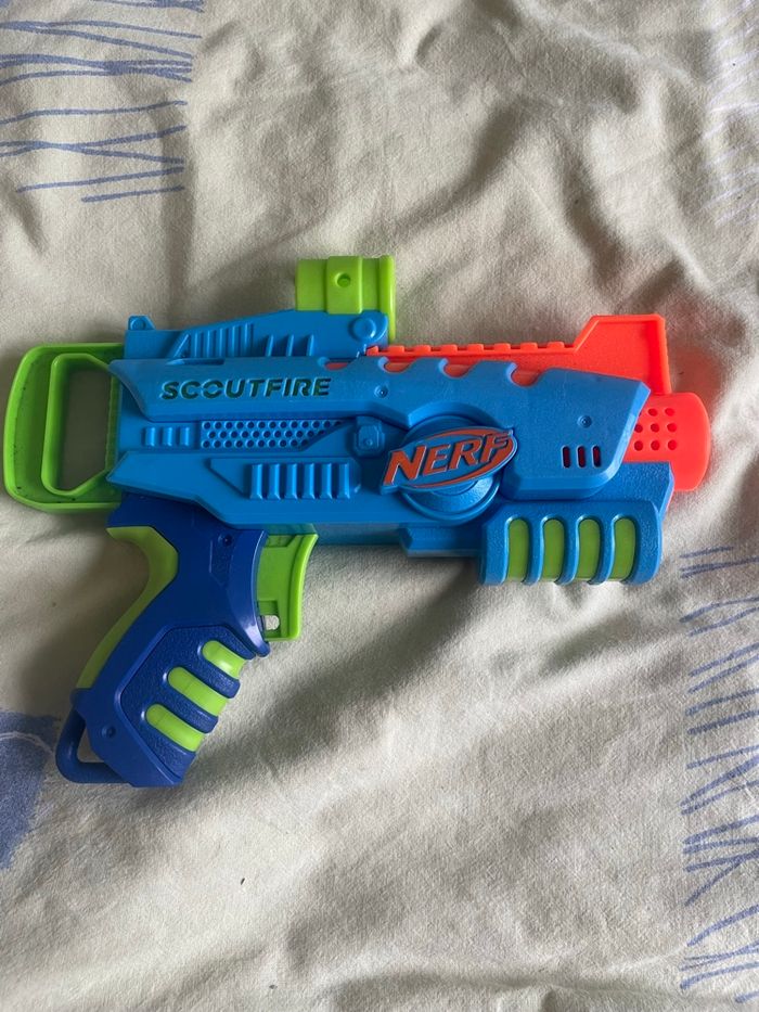 Pistolet nerf - photo numéro 2