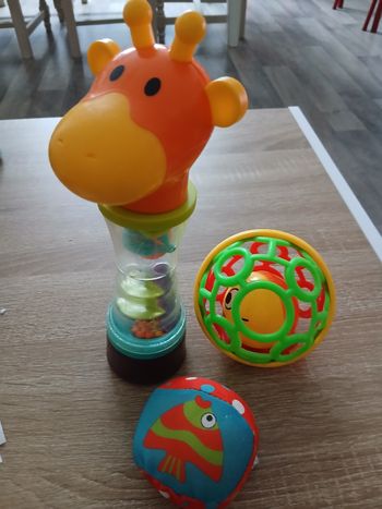 Lot 3 jouets bébé 
