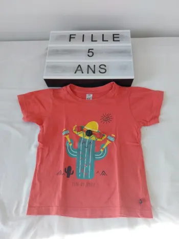 Tee-shirt manche courte fille 5 ans