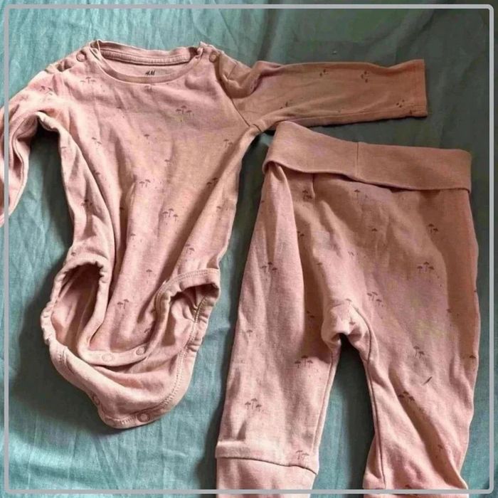Ensemble body pantalon h&m 3mois neuf