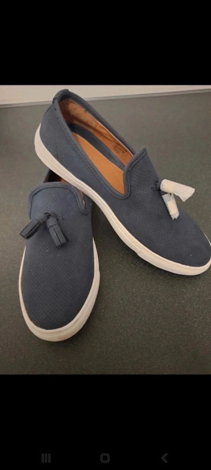 Mocassins en cuir neuf 40