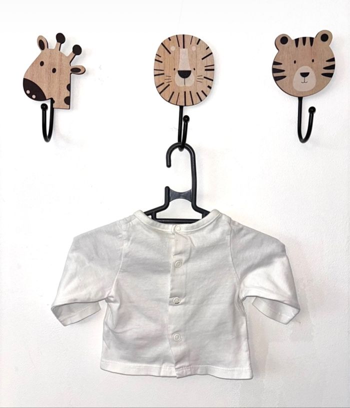 T-shirt manches longues taille 1 mois - photo numéro 2