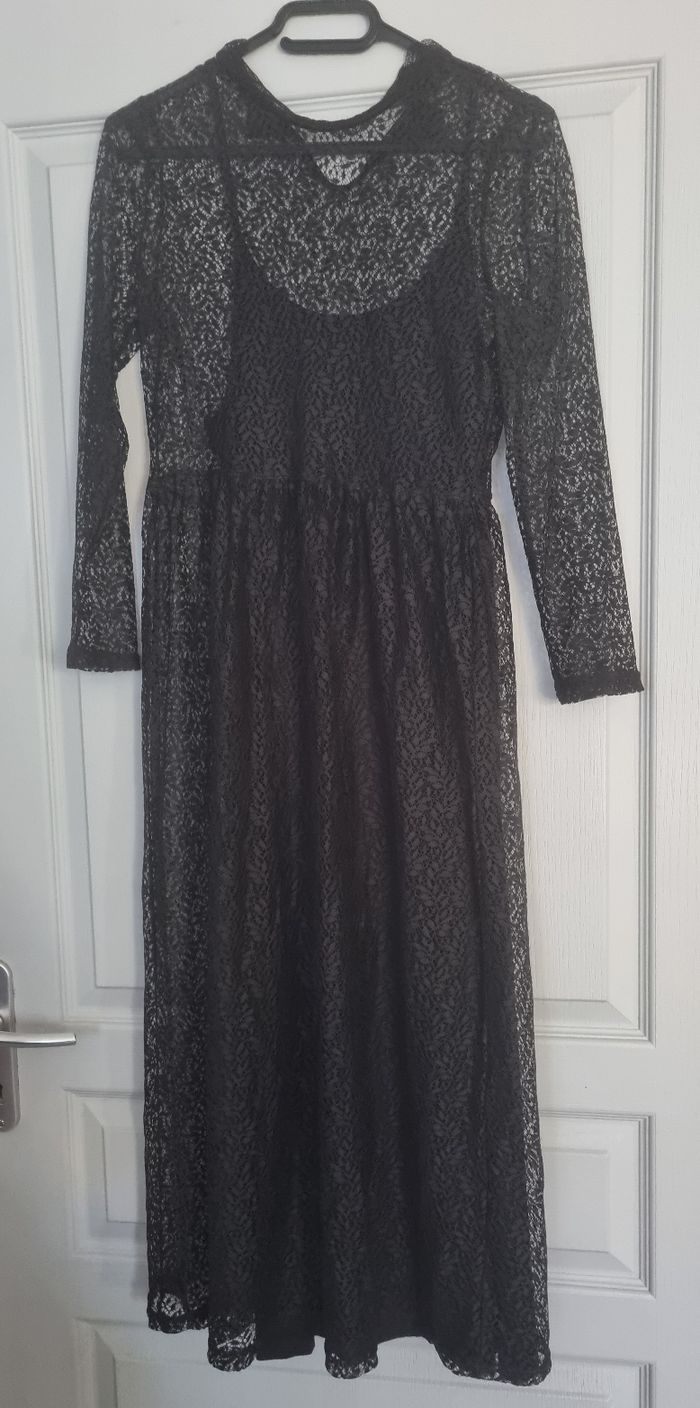 Robe Noir En Dentelle, School Rag
