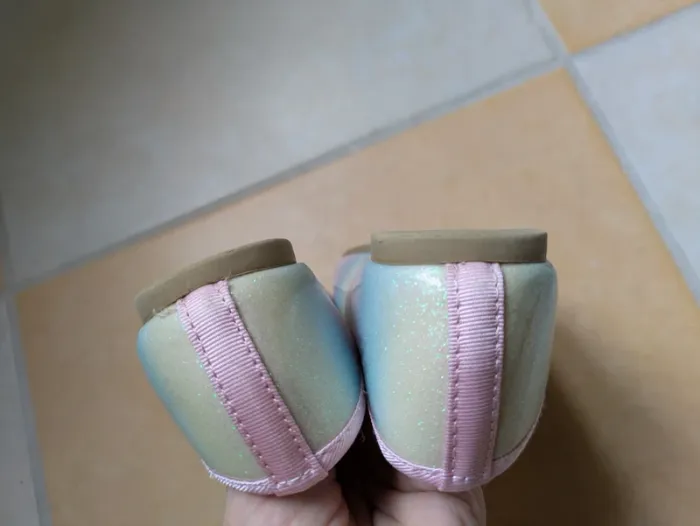 Ballerines à fleurs arc-en-ciel Primark 27 - photo numéro 4
