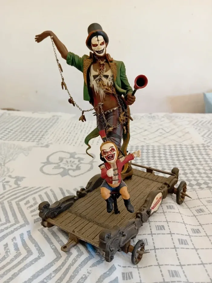action figure The king of showman