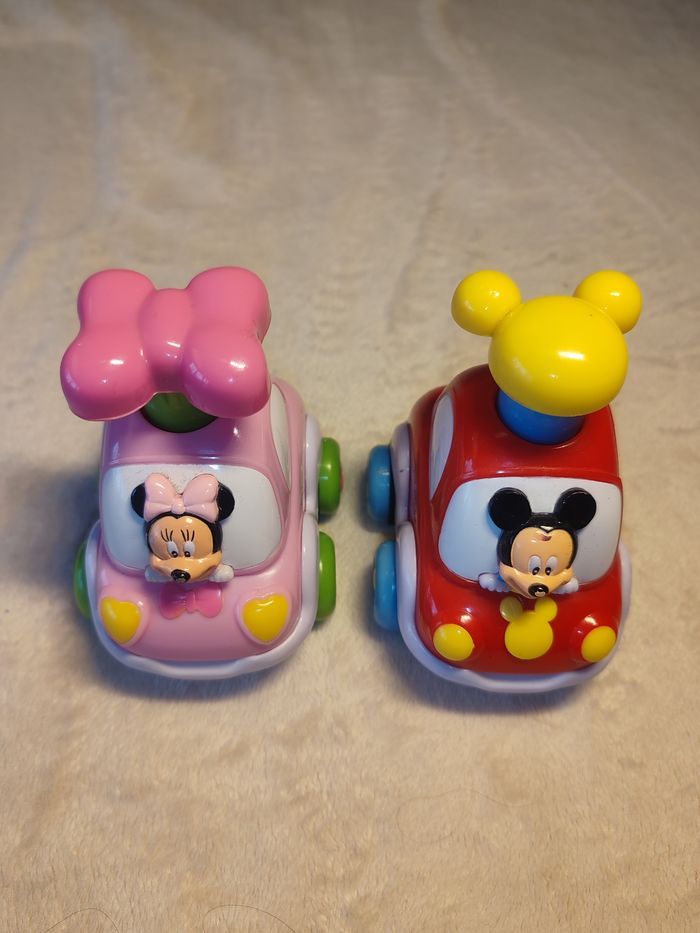 Voiture presse Disney