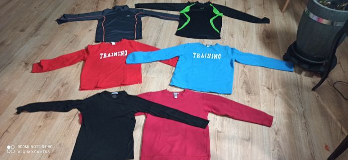 Lot de 6 pulls de sport 12 ans