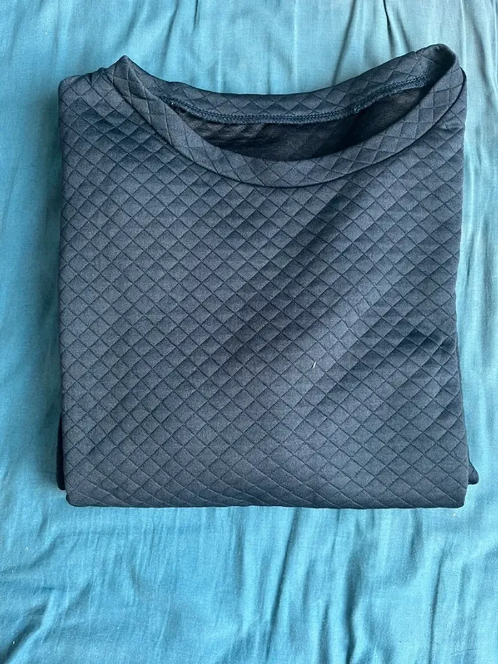 Très jolie pull femme taille M