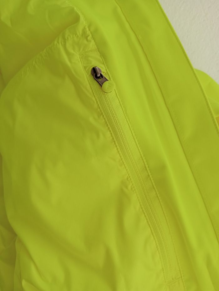 Adidas veste fluo - photo numéro 4