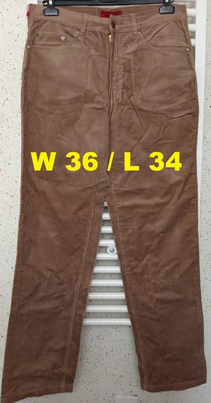 Pantalon en velours marron Pierre Cardin Taille W 36 / L 34