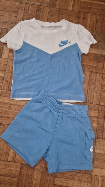 Ensemble Nike