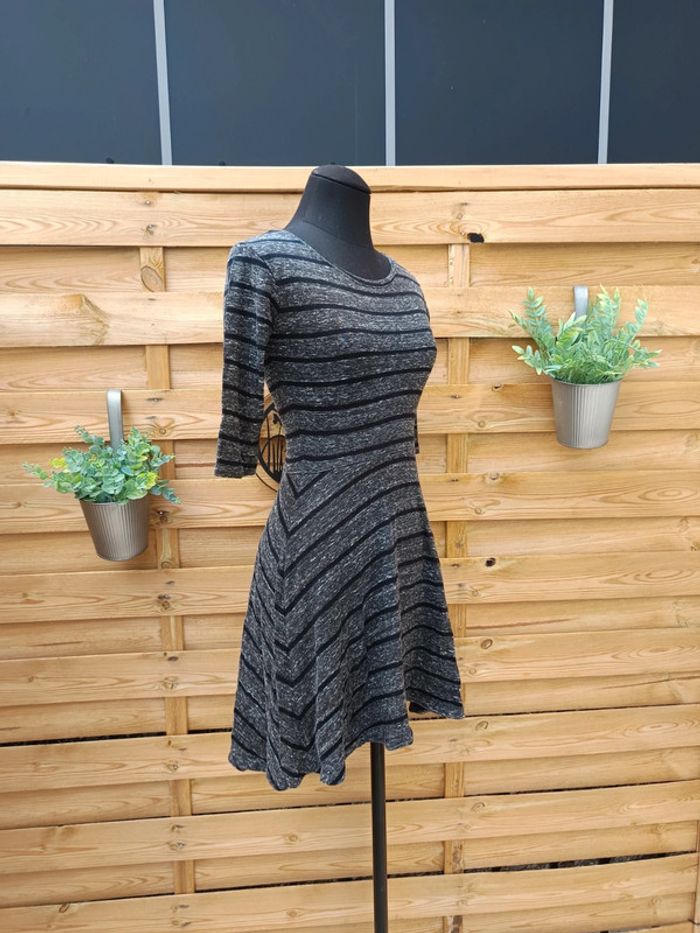 Robe taille XS - photo numéro 3
