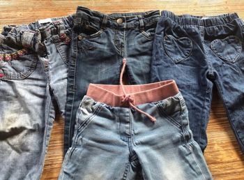 Lot de jean multi marques 18/24 mois