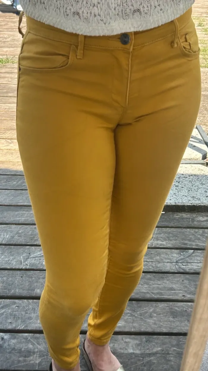 Pantalon Slim Only Moutarde
