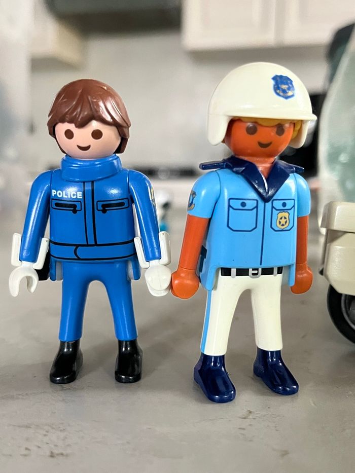 Lot de playmobil police - photo numéro 3