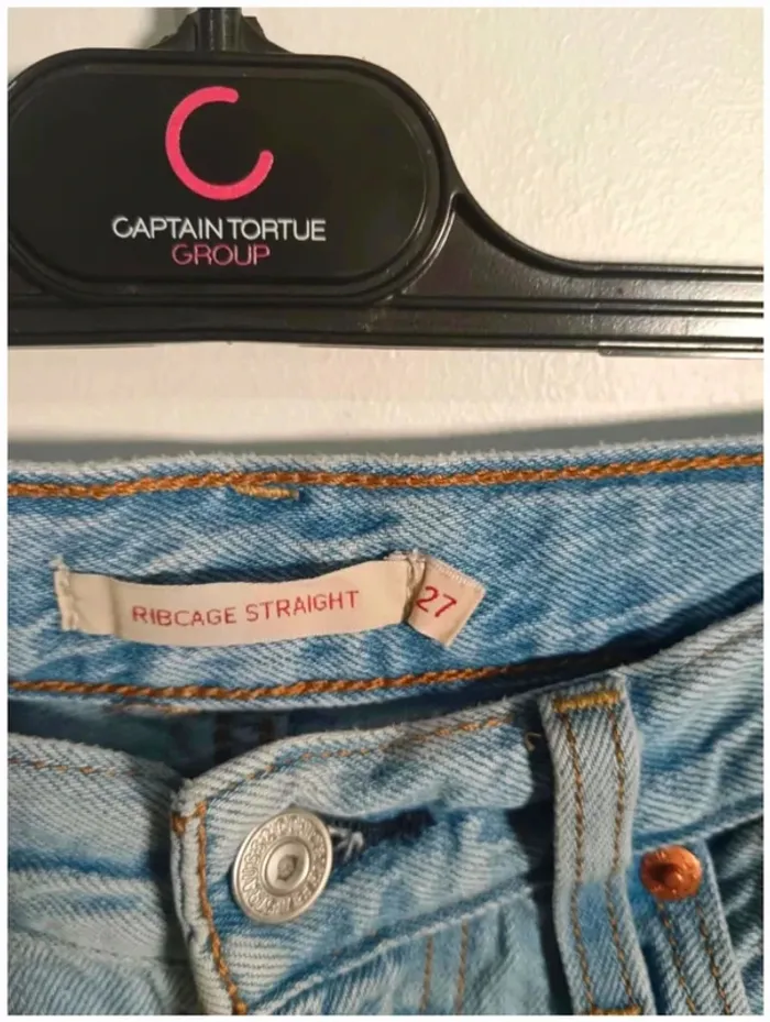 C11 jeans bleu Levi's W27 - photo numéro 3