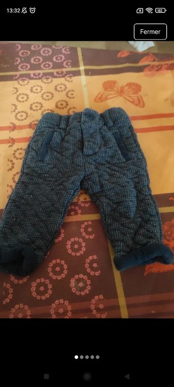 Très beau pantalon bébé e40