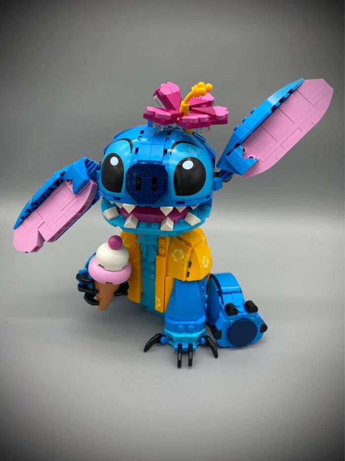 LEGO Disney 43249 - Stitch - Complet avec boîte et notice - photo numéro 2