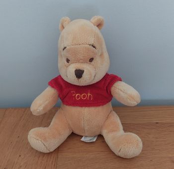 Doudou peluche Winnie L'Ourson - Disney Store 