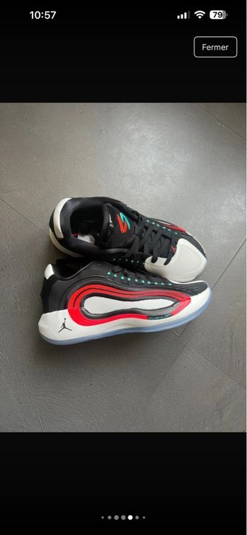 Jordan sneakers noir/gris/rouge – Taille 38 – Neuves