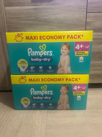 Lot de 2 paquets de couche Pampers Baby Dry taille 4+ - 196 couches - (10-15kg)
