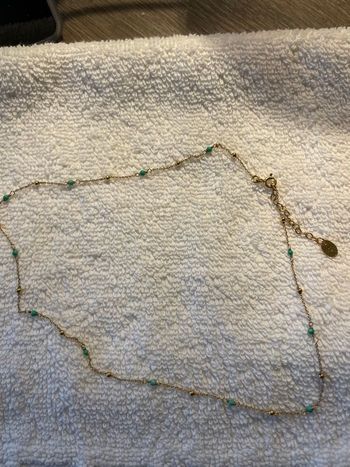 Collier Une a Une