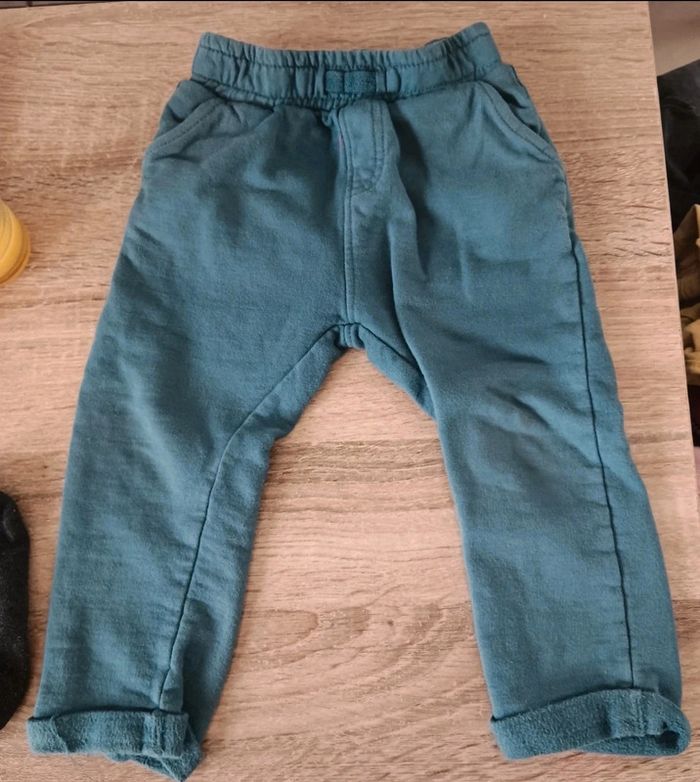 Jogging bleu - photo numéro 2