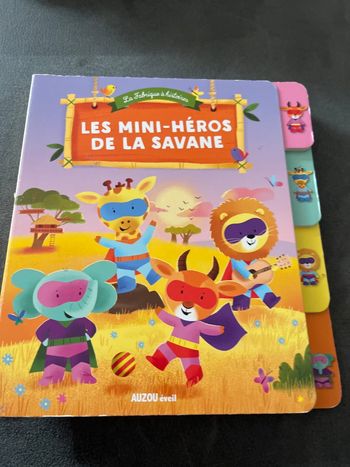 Livre bébé cartonné les mini héros de la savane auzou éveil
