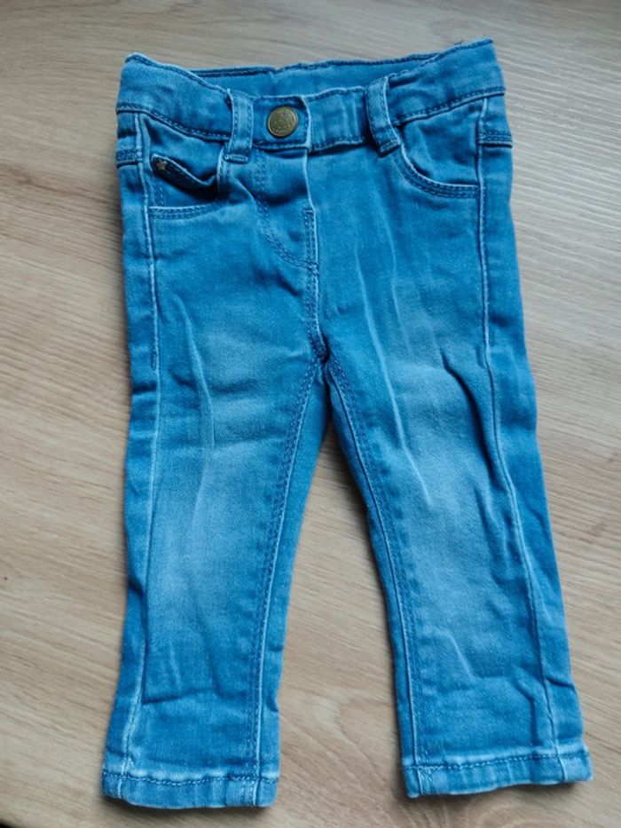 Jean bébé 3 mois tape à l'oeil très bon état