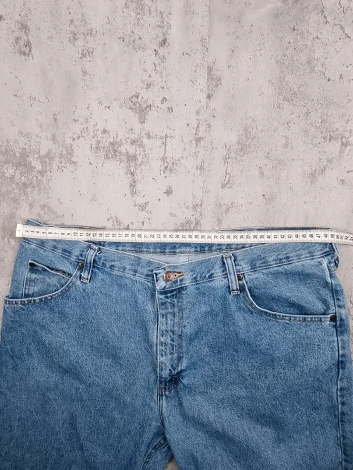 Jean Wrangler bleu clair – Taille 38x32 US / 48 FR Homme (mesures en photos) - photo numéro 5