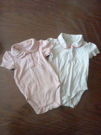 Lot de 2 bodies manches courtes avec col 6mois tex
