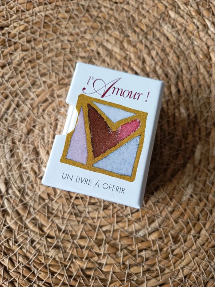 Livre cadeau à offrir - l'Amour - photo numéro 2