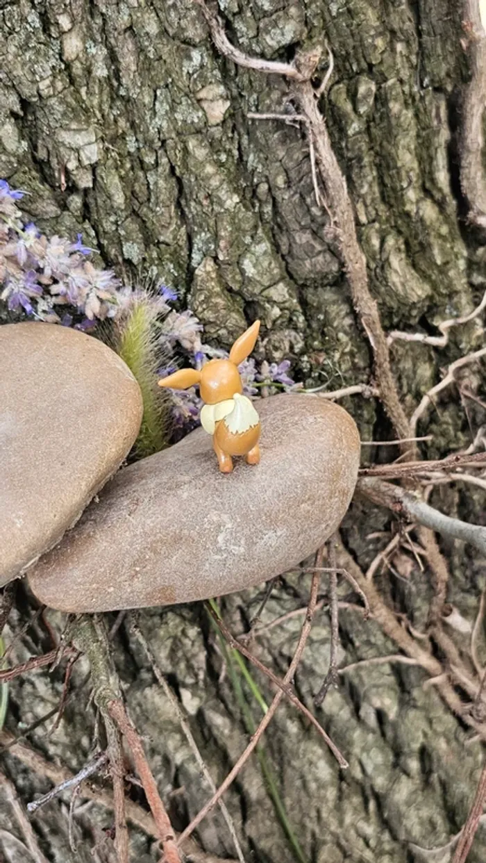 Super figurine Pokemon Nintendo Évoli - photo numéro 3