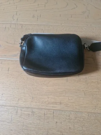 Sac bandoulière noir C&A