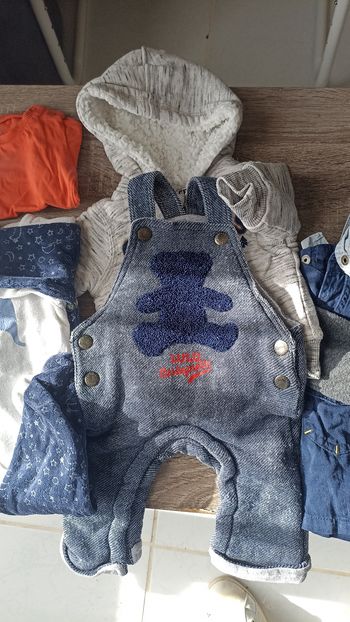 Lot de vêtements garçon 3 mois